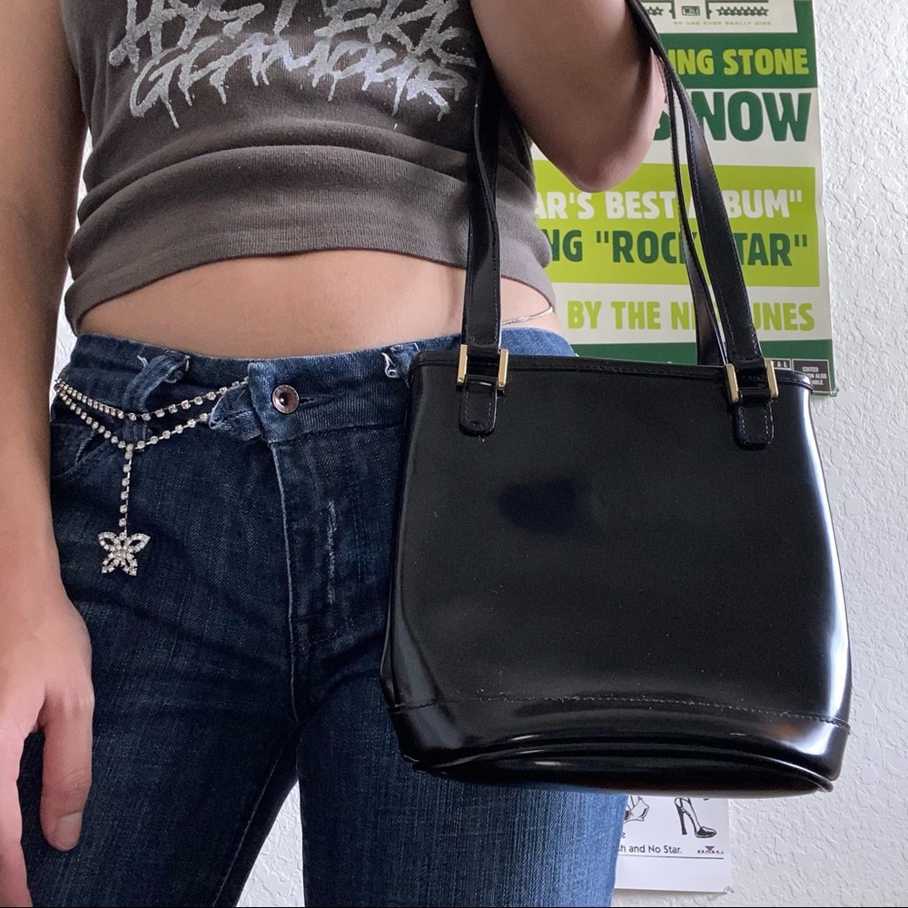 Vintage bucket shoulder bag